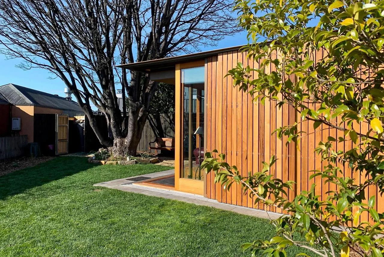 Fusilier Cottage: Luxury Boutique Accommodation In Battery Point Hobart Villa