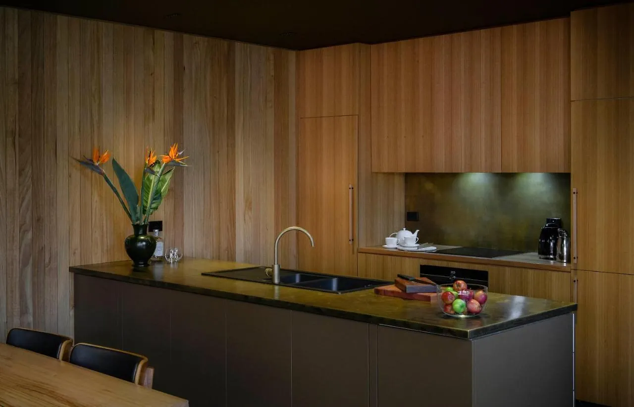 Villa Fusilier Cottage: Luxury Boutique Accommodation In Battery Point Hobart Australia