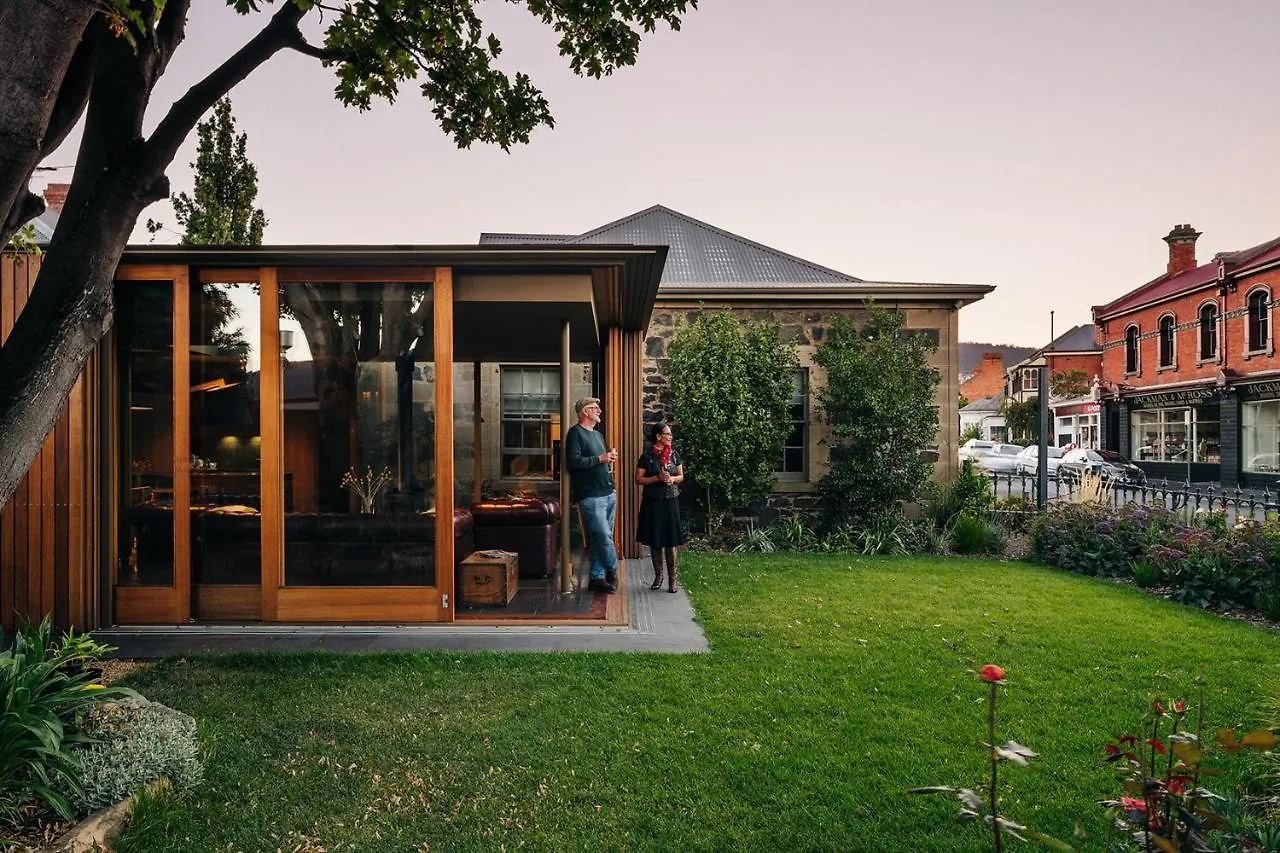 Fusilier Cottage: Luxury Boutique Accommodation In Battery Point Hobart